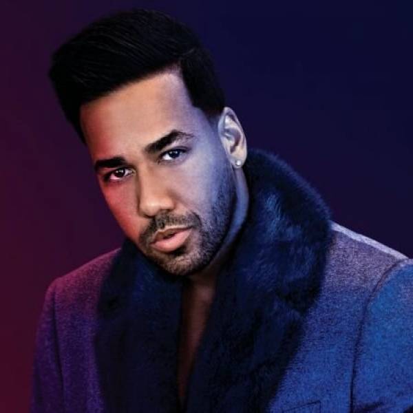 ROMEO SANTOS SE EMOCIONÓ Y LE REGALÓ UNA CANCÍON A NATTI NATASHA